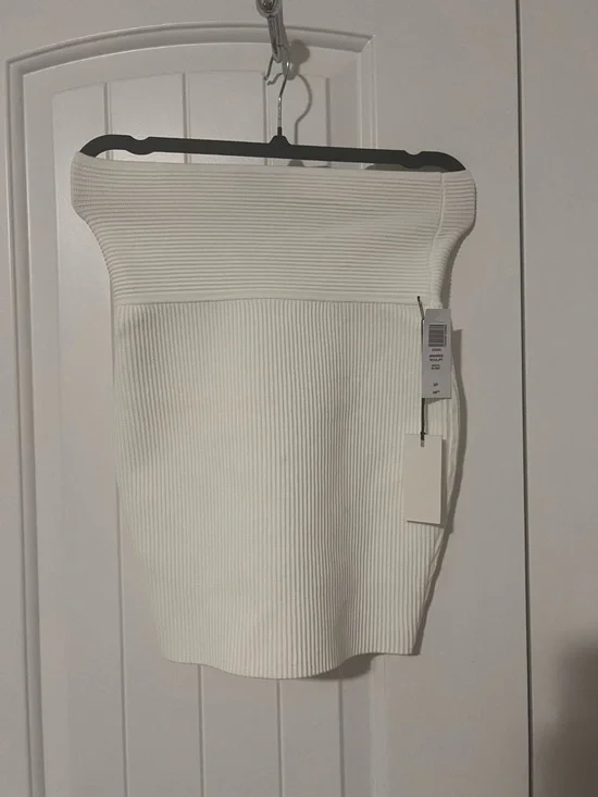 Babaton Andres Sculpt Knit Mini Skirt Ribbed White - Picture 3 of 7